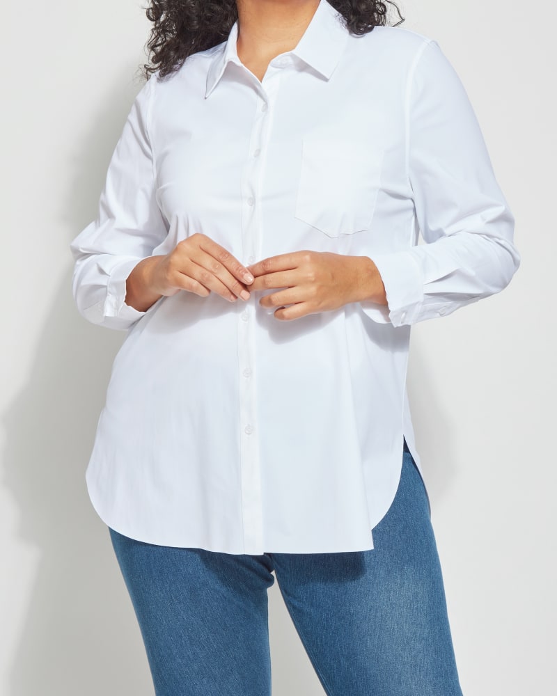 Front of a model wearing a size 3X Schiffer Button Down in White by Lysse. | dia_product_style_image_id:299114